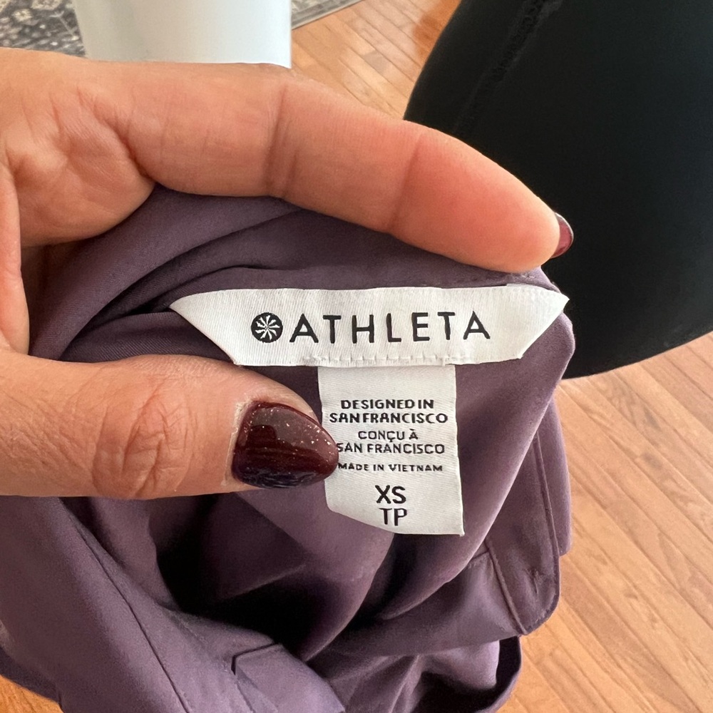 Athleta Button Down Stretch Tech Blouse Nwot Size… - image 8
